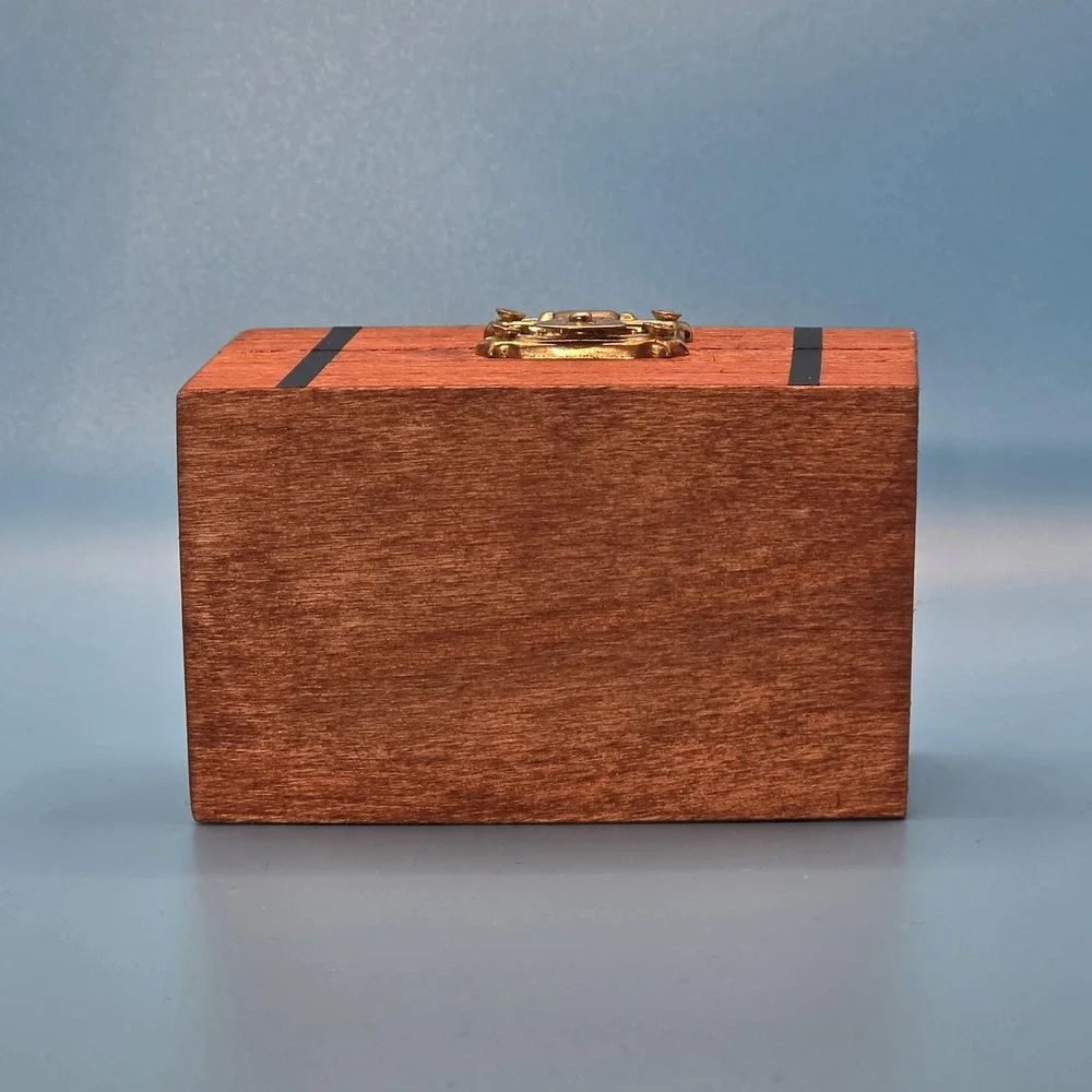 Unbranded small custom